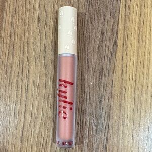 Kylie Jenner Lip Gloss in Nude Pink limited holiday edition